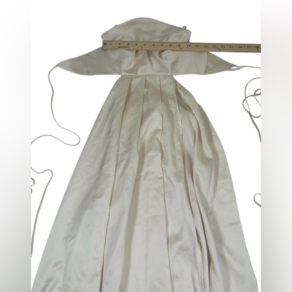 Hello Molly Elegant Cream Maxi Dress. Size XS. - Picture 6 of 10